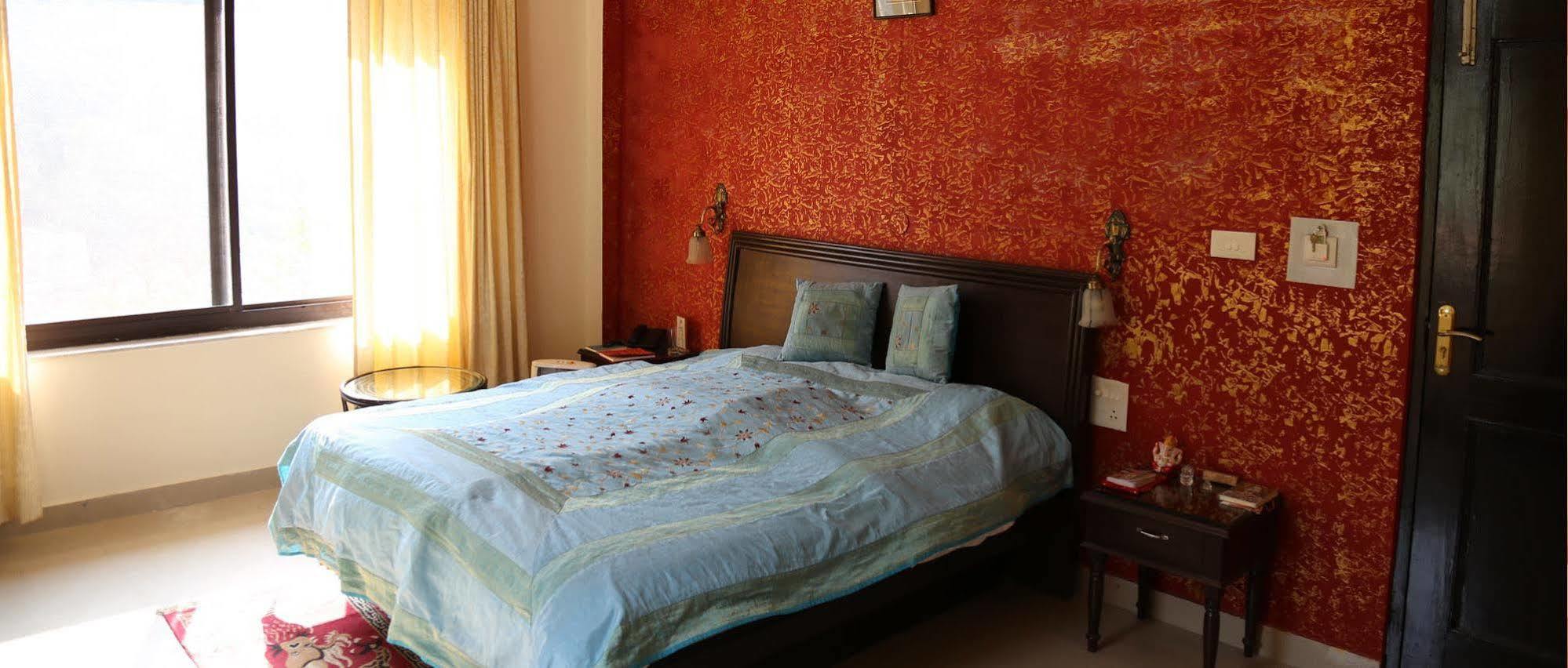 Hotel Sattva Retreat Rishīkesh Esterno foto